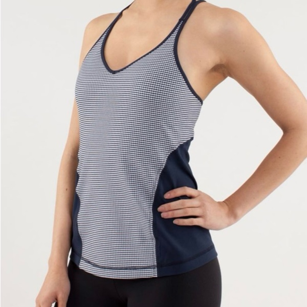 2/$30 Lululemon Racerback Surya Tank Top Size 6